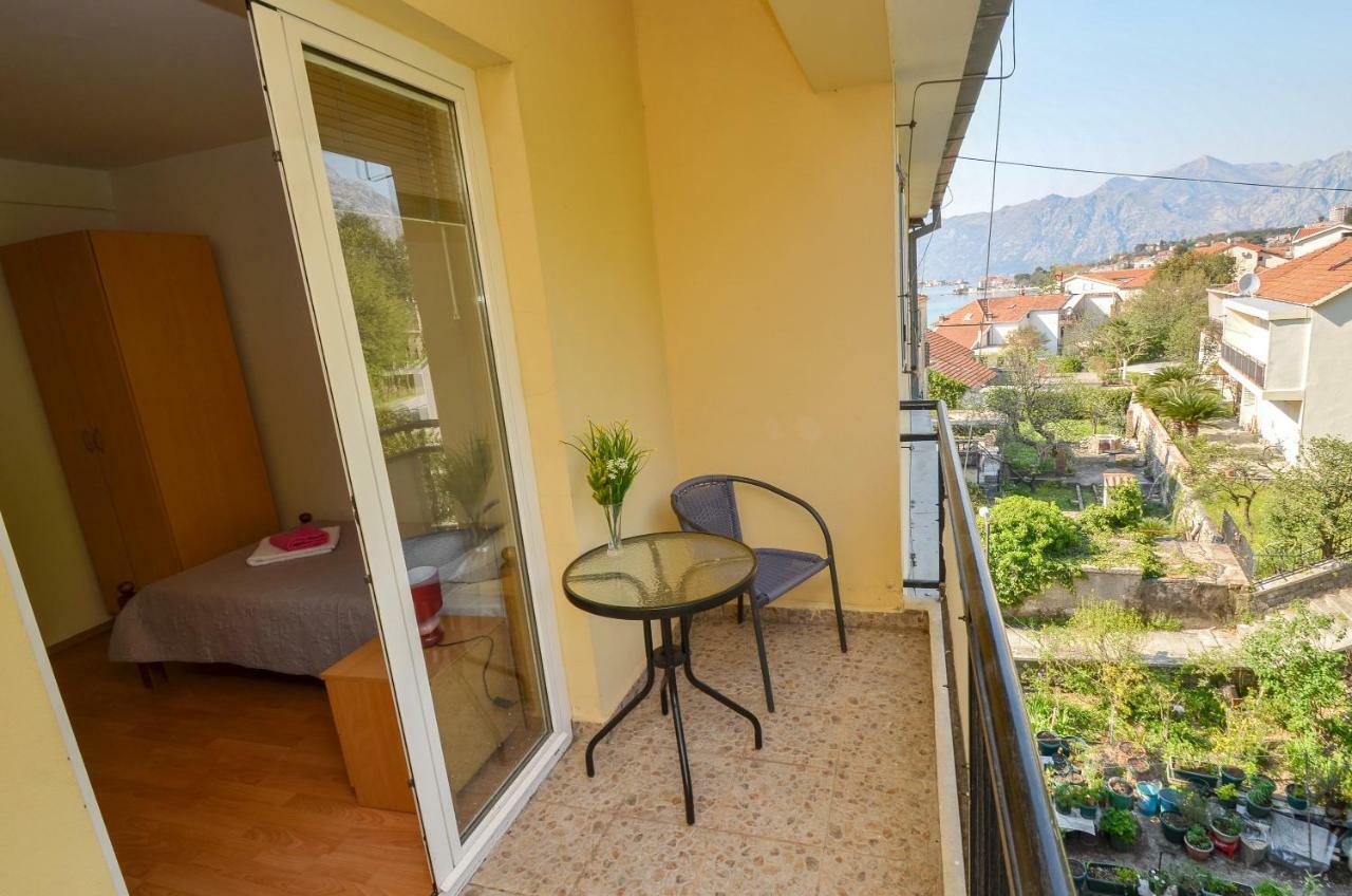 Apartment Barona Kotor Exterior foto